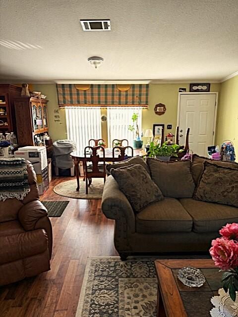 For Sale: $128,900 (3 beds, 2 baths, 1853 Square Feet)