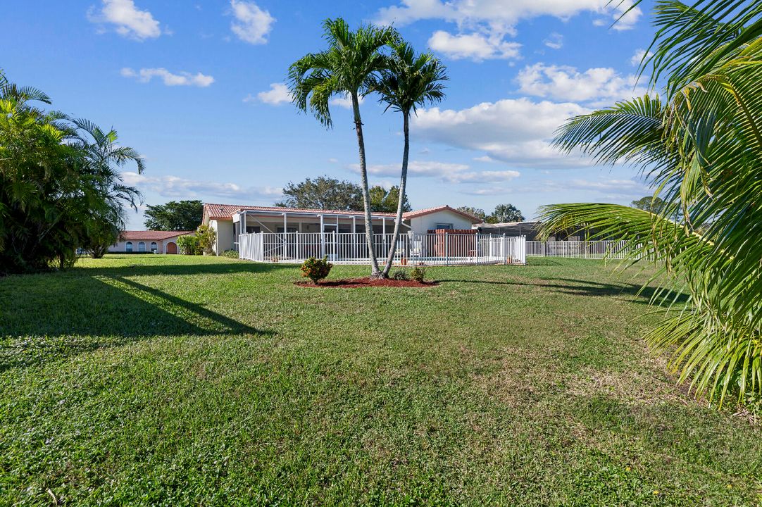 For Sale: $690,000 (3 beds, 2 baths, 2096 Square Feet)