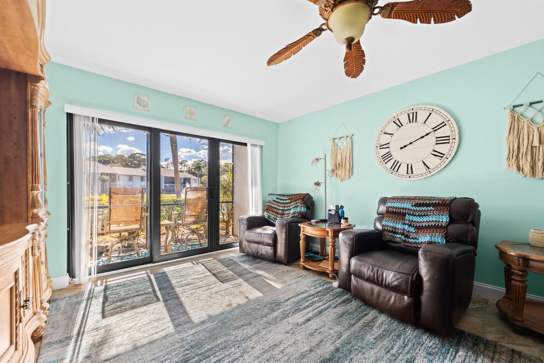 For Sale: $289,000 (3 beds, 2 baths, 1462 Square Feet)