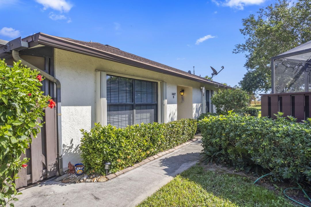 Active With Contract: $249,000 (3 beds, 2 baths, 1480 Square Feet)