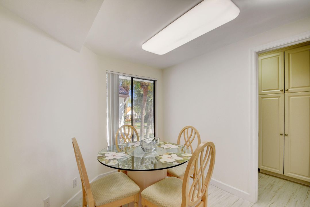 For Sale: $419,500 (2 beds, 2 baths, 1728 Square Feet)