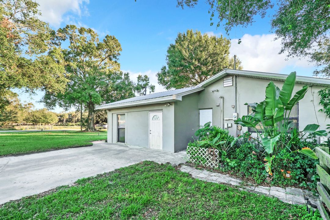 For Sale: $449,000 (3 beds, 2 baths, 1710 Square Feet)