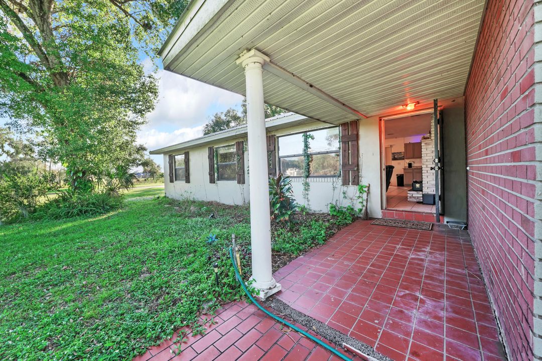 For Sale: $449,000 (3 beds, 2 baths, 1710 Square Feet)