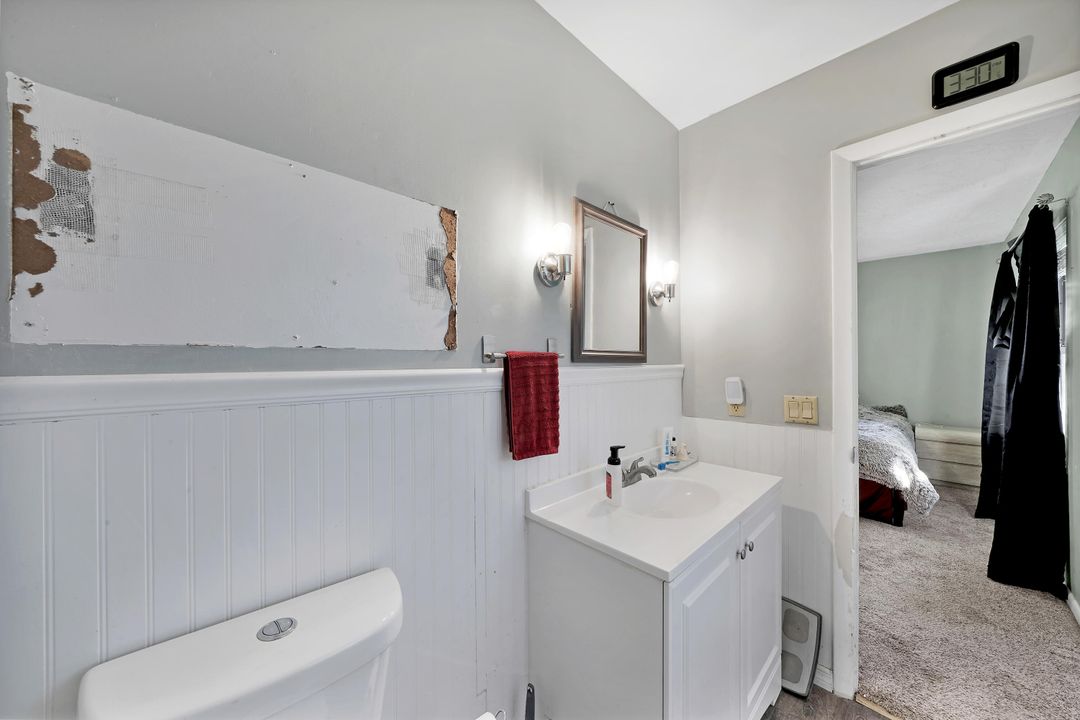 For Sale: $449,000 (3 beds, 2 baths, 1710 Square Feet)