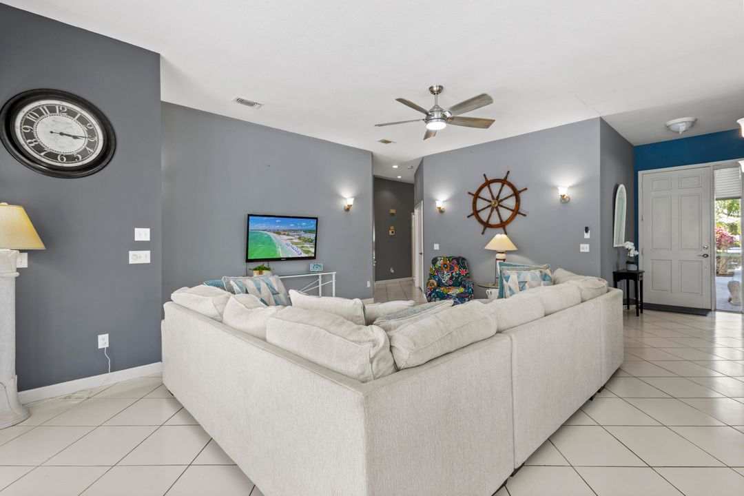 For Sale: $399,000 (3 beds, 2 baths, 1729 Square Feet)