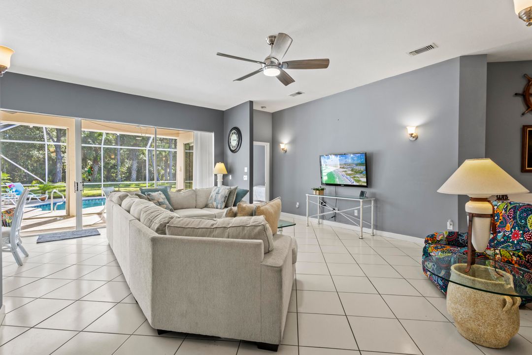 For Sale: $399,000 (3 beds, 2 baths, 1729 Square Feet)