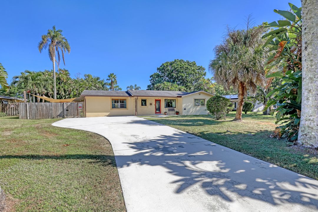 For Sale: $655,000 (3 beds, 2 baths, 1667 Square Feet)