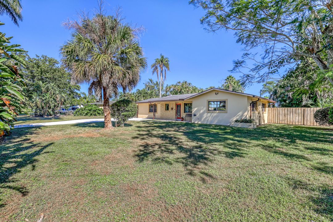 For Sale: $655,000 (3 beds, 2 baths, 1667 Square Feet)