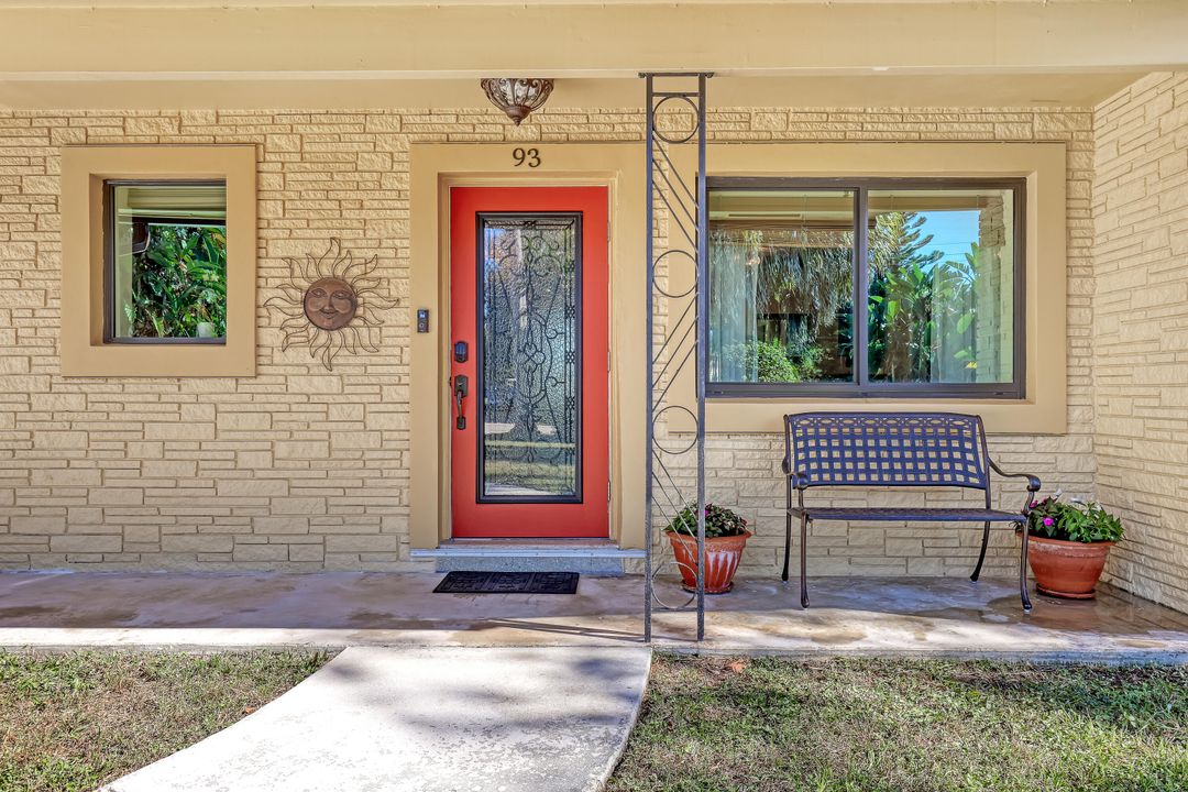 For Sale: $655,000 (3 beds, 2 baths, 1667 Square Feet)