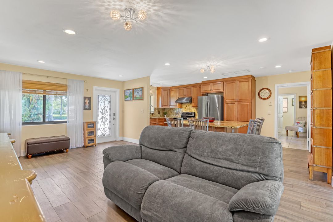 For Sale: $655,000 (3 beds, 2 baths, 1667 Square Feet)