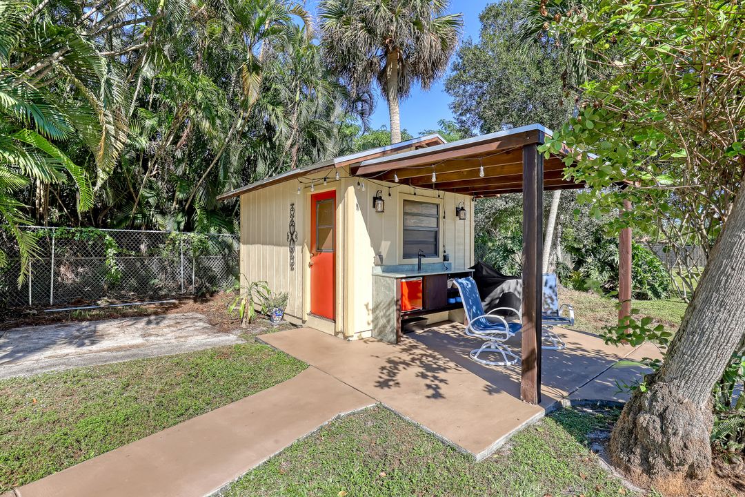 For Sale: $655,000 (3 beds, 2 baths, 1667 Square Feet)