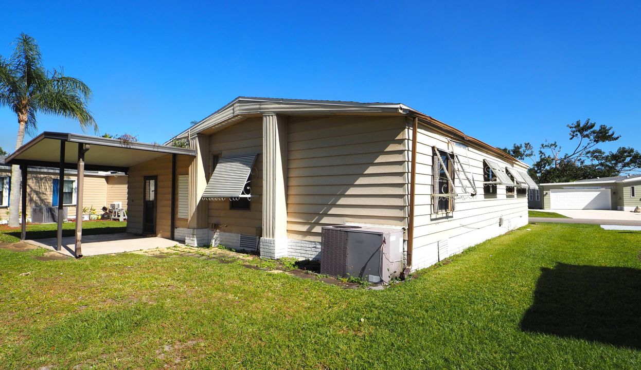 Active With Contract: $87,500 (2 beds, 2 baths, 1338 Square Feet)