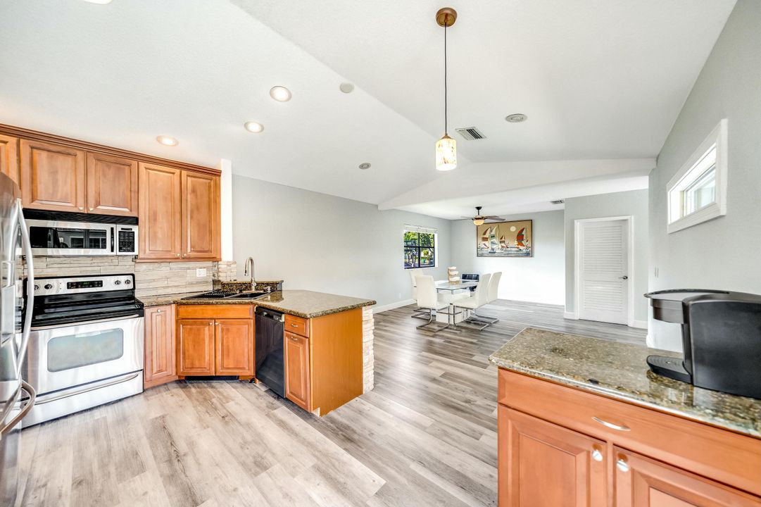 For Sale: $645,000 (4 beds, 2 baths, 1796 Square Feet)