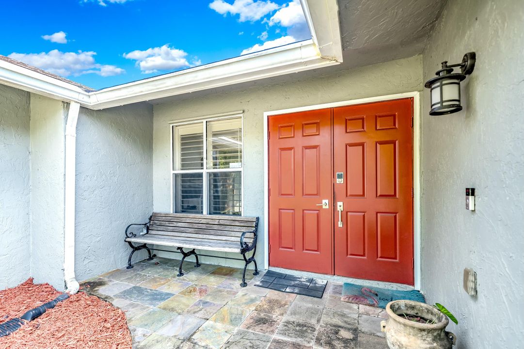 For Sale: $645,000 (4 beds, 2 baths, 1796 Square Feet)