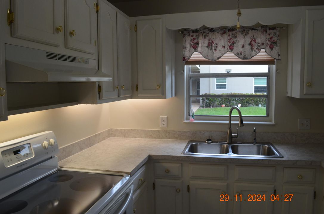 For Rent: $1,750 (2 beds, 2 baths, 1080 Square Feet)