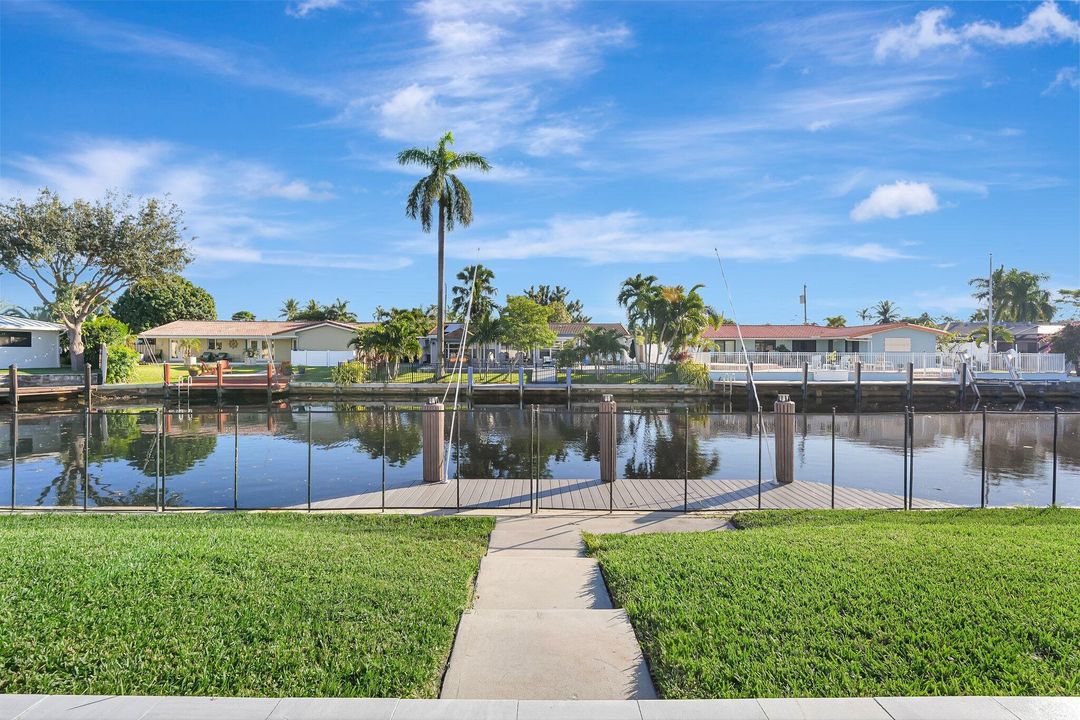 For Sale: $1,250,000 (3 beds, 2 baths, 1907 Square Feet)