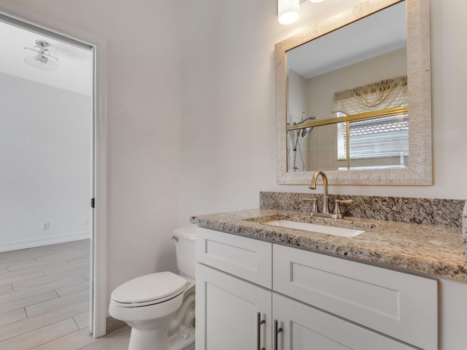 Active With Contract: $3,400 (3 beds, 2 baths, 1632 Square Feet)