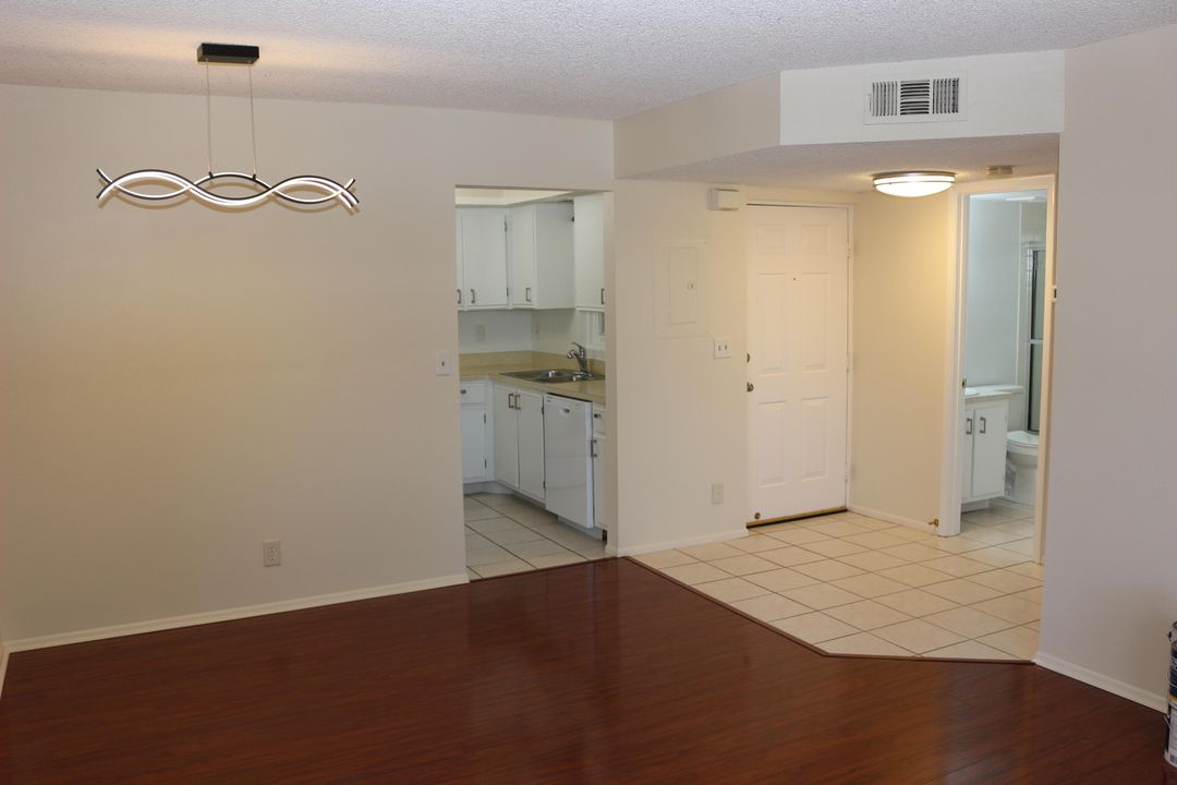 For Rent: $1,750 (2 beds, 2 baths, 782 Square Feet)