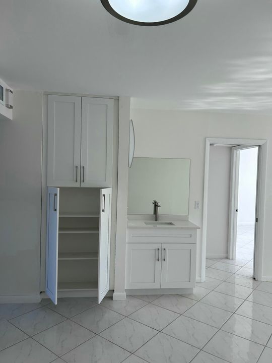 En Venta: $335,000 (2 camas, 2 baños, 1230 Pies cuadrados)