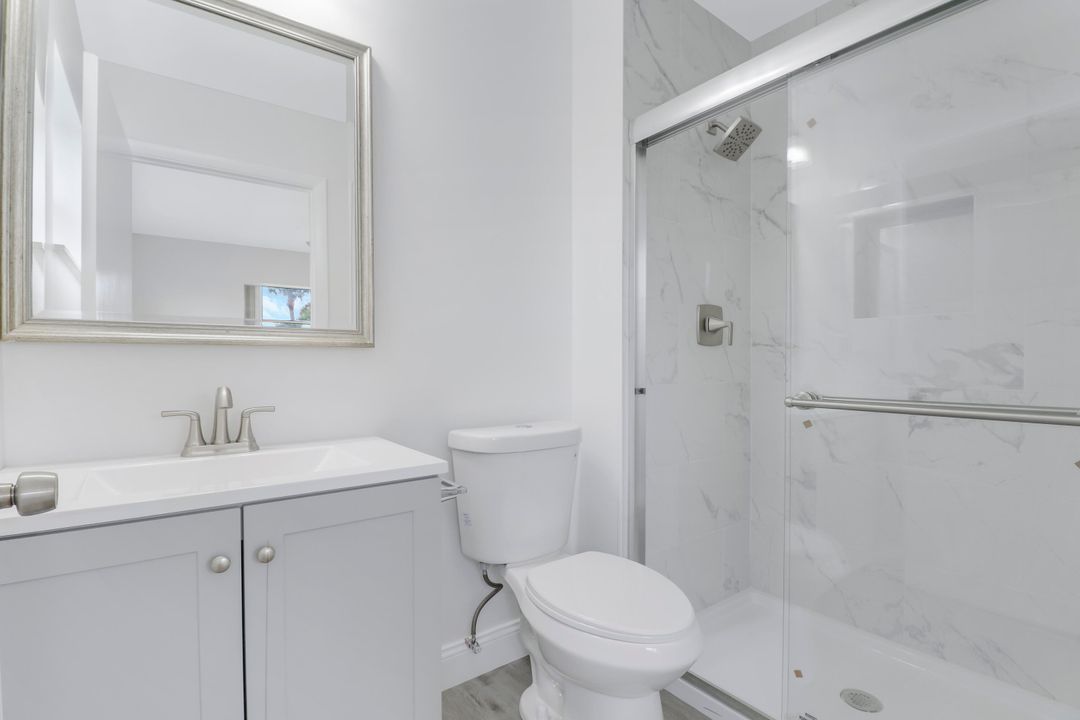 For Sale: $240,000 (2 beds, 2 baths, 854 Square Feet)