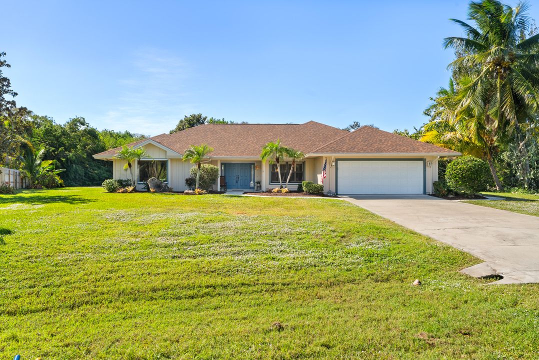 For Sale: $729,000 (3 beds, 3 baths, 2580 Square Feet)