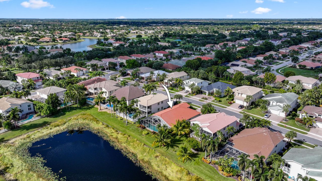 For Sale: $850,000 (4 beds, 3 baths, 2769 Square Feet)