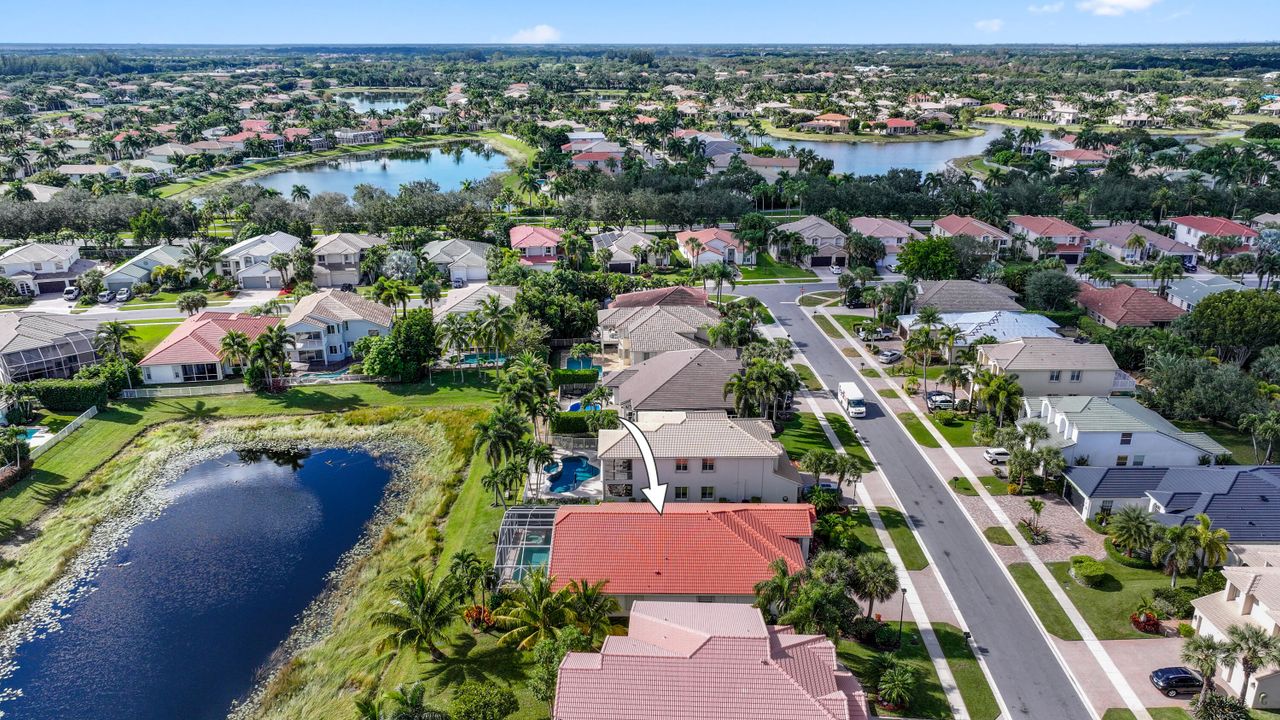 For Sale: $850,000 (4 beds, 3 baths, 2769 Square Feet)