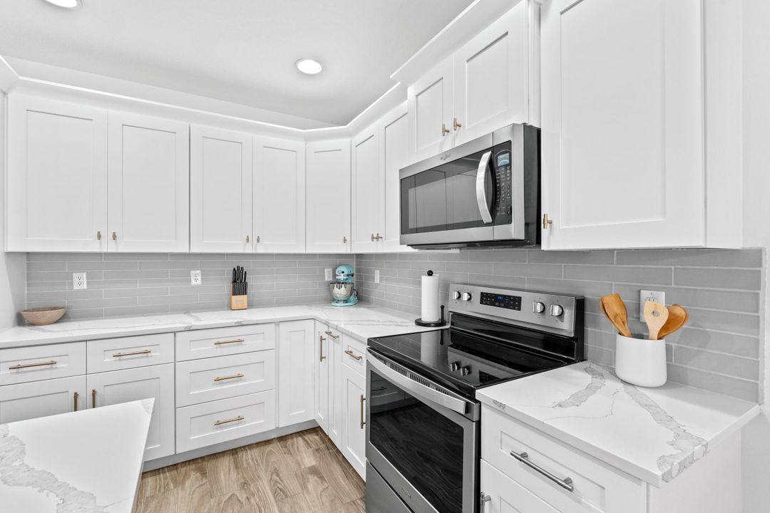 For Sale: $385,000 (3 beds, 2 baths, 1445 Square Feet)