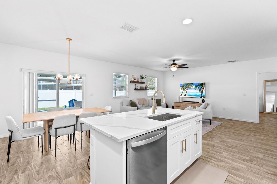 For Sale: $385,000 (3 beds, 2 baths, 1445 Square Feet)