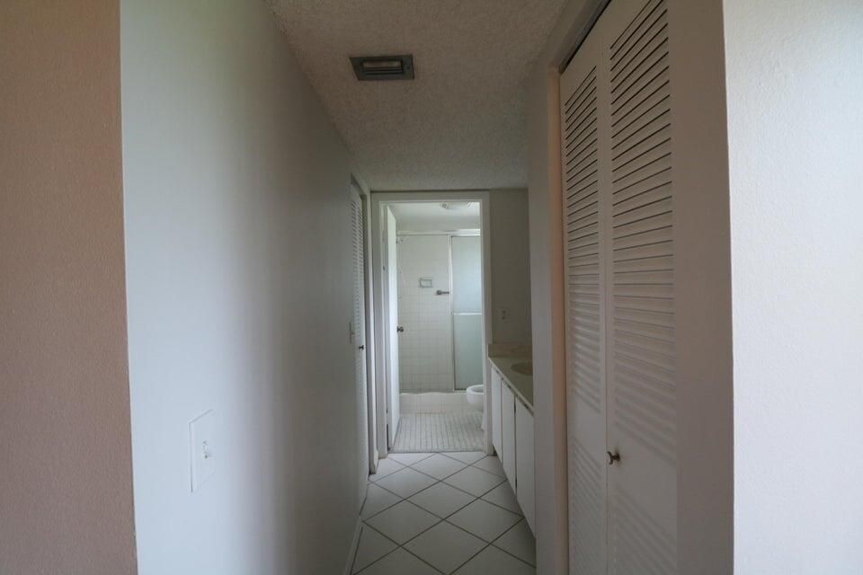 For Sale: $180,000 (2 beds, 2 baths, 1360 Square Feet)