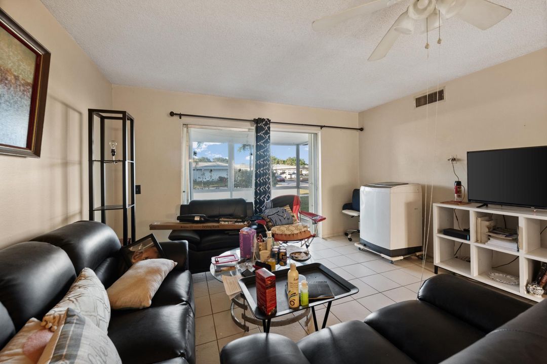 For Sale: $180,000 (2 beds, 2 baths, 1088 Square Feet)