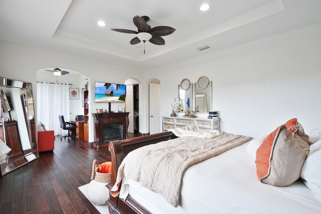 For Sale: $1,450,000 (5 beds, 2 baths, 3836 Square Feet)