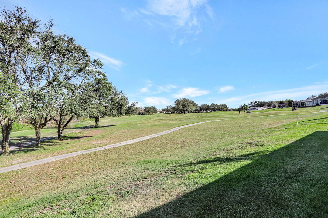 For Sale: $415,000 (3 beds, 2 baths, 1987 Square Feet)