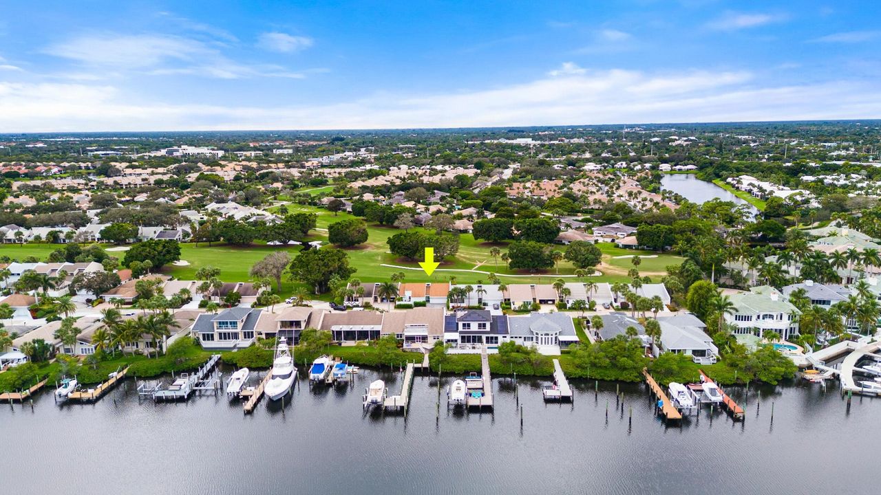 For Sale: $1,975,000 (2 beds, 2 baths, 2361 Square Feet)