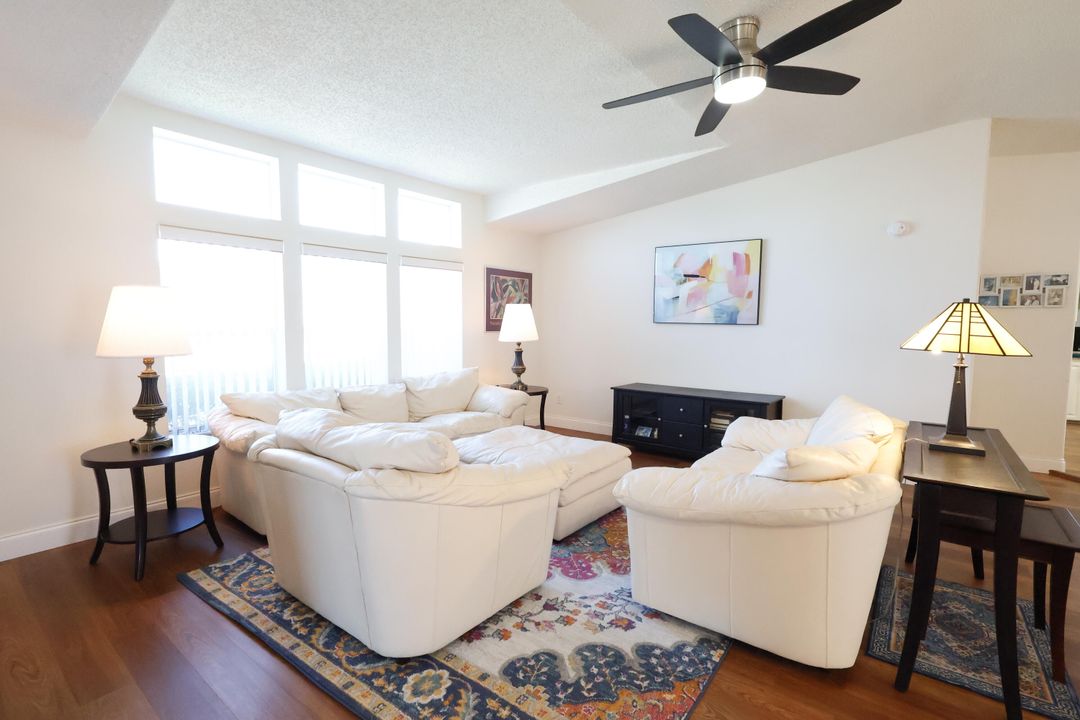 For Sale: $199,000 (3 beds, 2 baths, 1641 Square Feet)