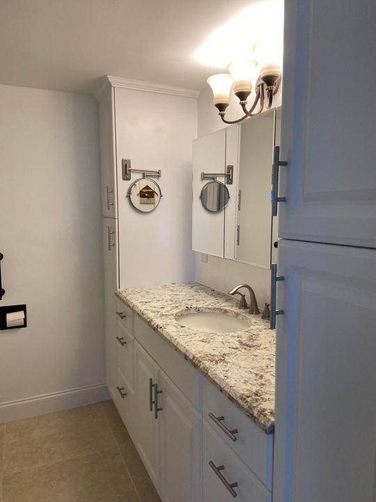 For Sale: $284,000 (2 beds, 2 baths, 1062 Square Feet)