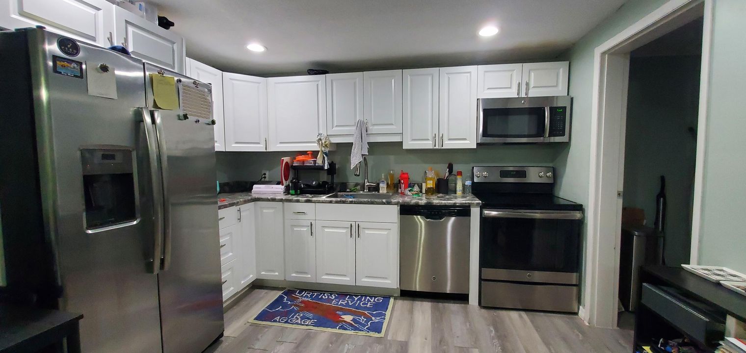 For Rent: $1,600 (1 beds, 1 baths, 550 Square Feet)