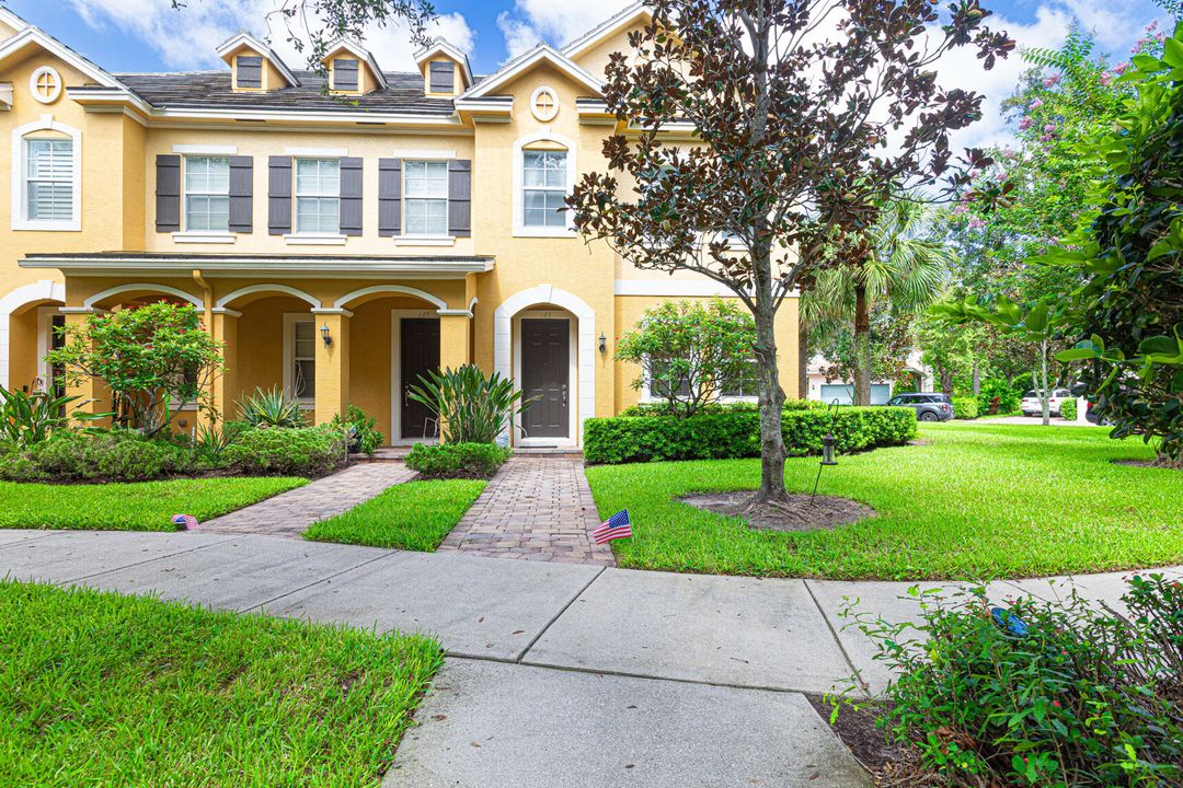 For Sale: $700,000 (3 beds, 2 baths, 2310 Square Feet)