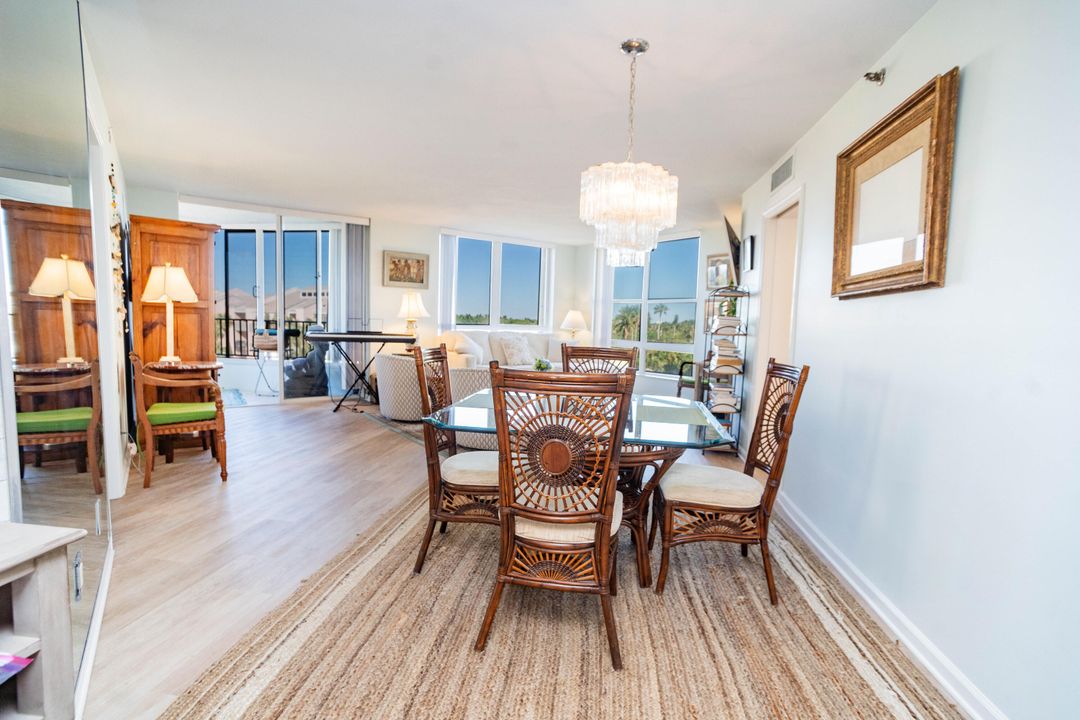 For Sale: $419,000 (2 beds, 2 baths, 1432 Square Feet)