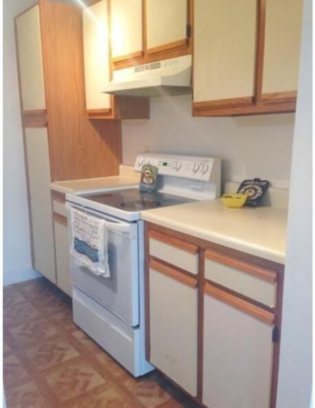 For Rent: $1,700 (1 beds, 1 baths, 620 Square Feet)