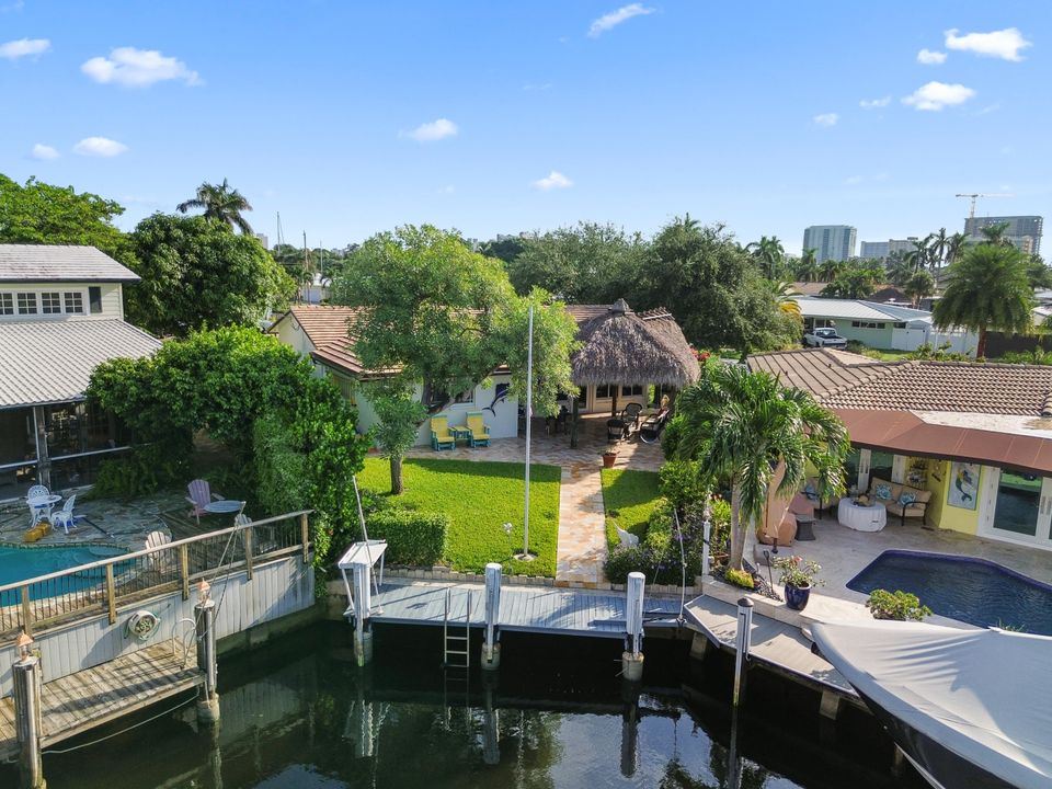 For Sale: $1,199,000 (3 beds, 2 baths, 1920 Square Feet)