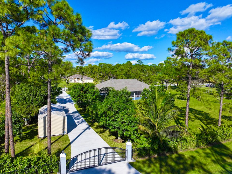 For Sale: $750,000 (4 beds, 2 baths, 2330 Square Feet)