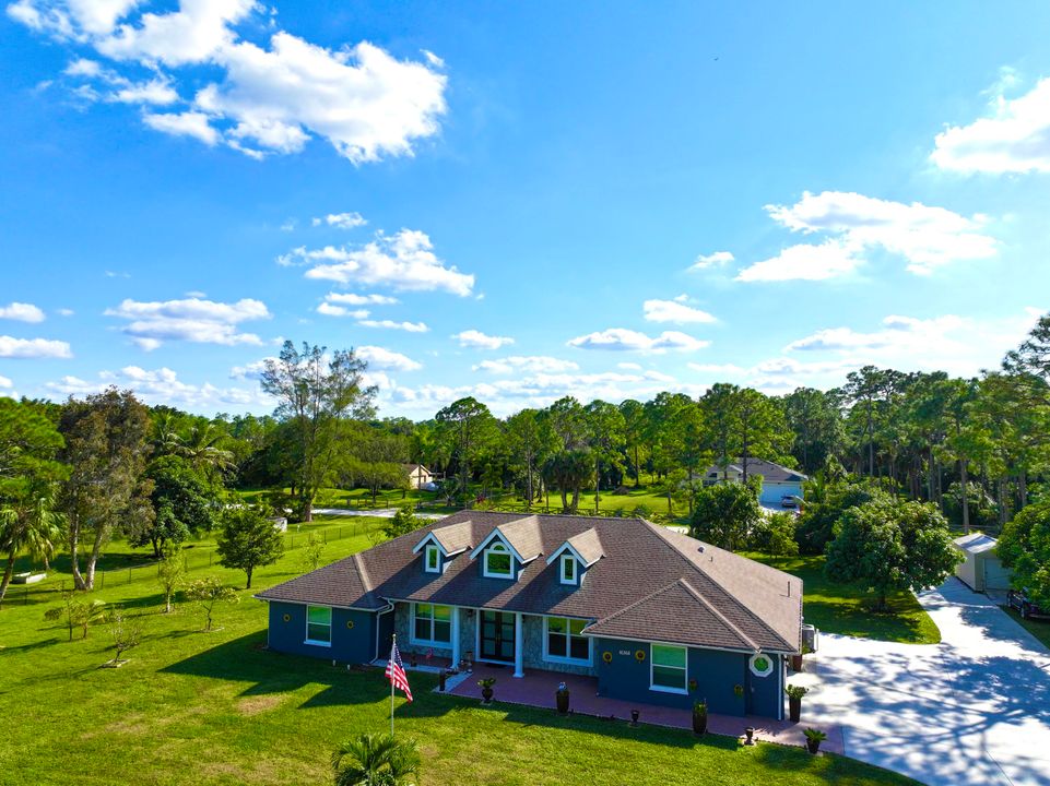 For Sale: $750,000 (4 beds, 2 baths, 2330 Square Feet)