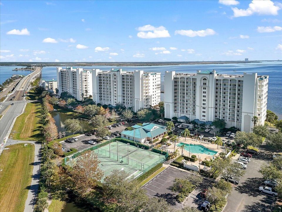 For Sale: $562,000 (3 beds, 2 baths, 2045 Square Feet)