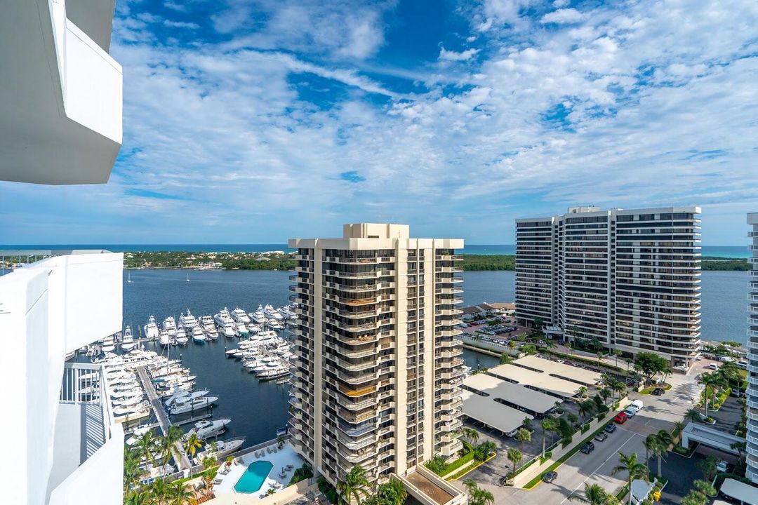 For Sale: $1,050,000 (3 beds, 2 baths, 2478 Square Feet)