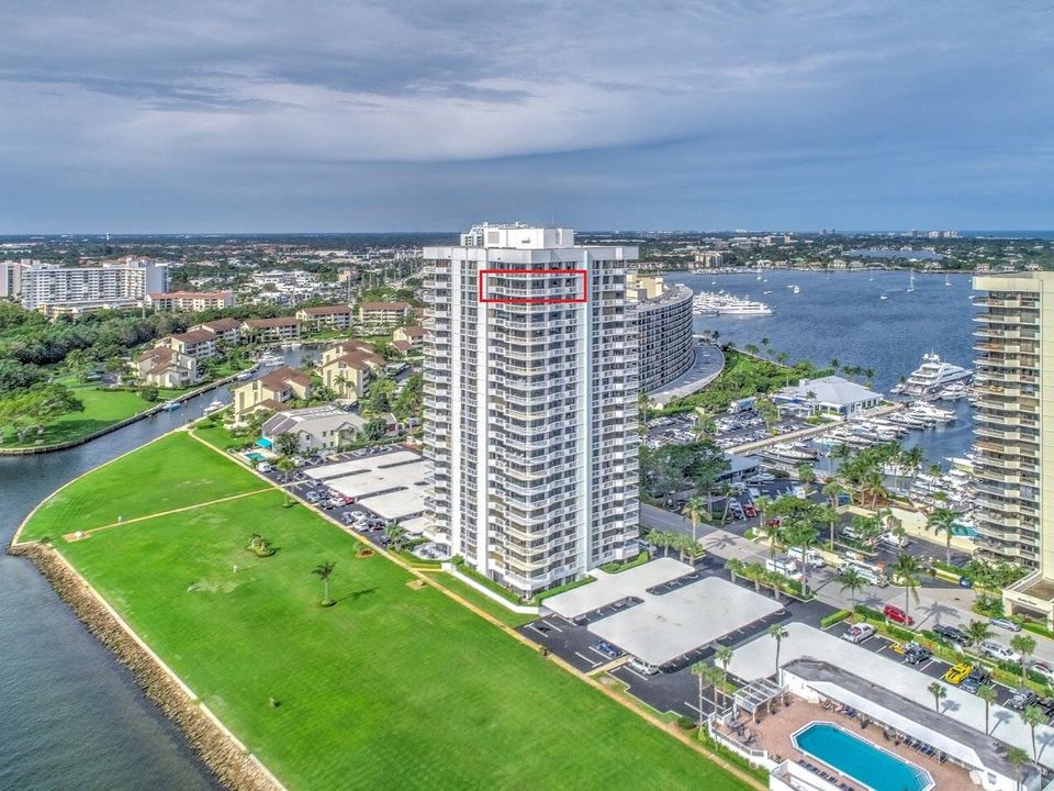 For Sale: $1,050,000 (3 beds, 2 baths, 2478 Square Feet)