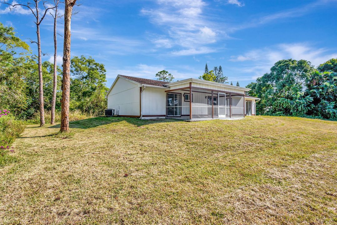 For Sale: $499,900 (3 beds, 2 baths, 1575 Square Feet)