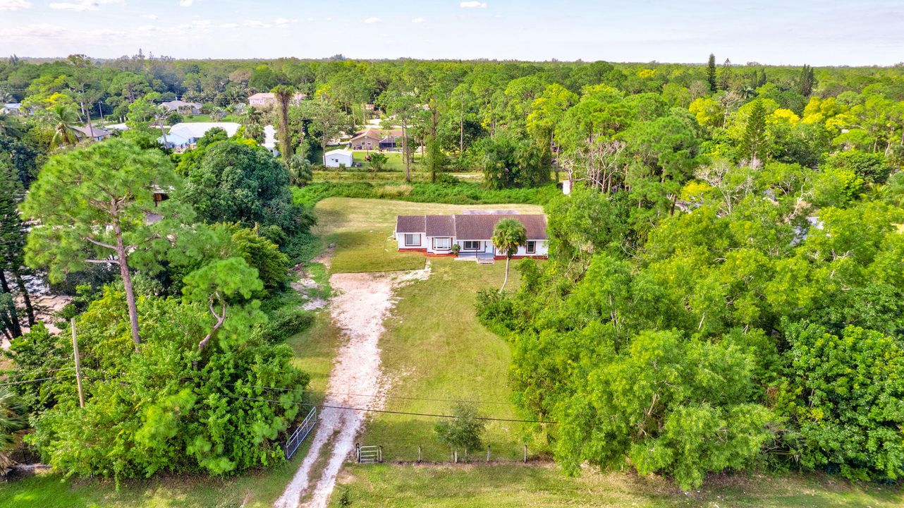 For Sale: $499,900 (3 beds, 2 baths, 1575 Square Feet)