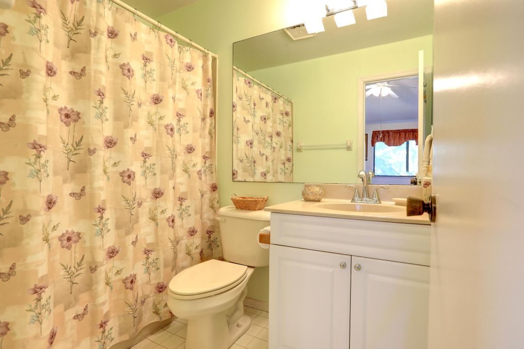 For Sale: $249,000 (2 beds, 2 baths, 1060 Square Feet)