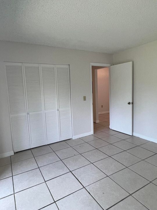 For Rent: $1,400 (1 beds, 1 baths, 750 Square Feet)